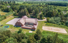 Awesome Home In Ulfborg With Outdoor Swimming Pool
